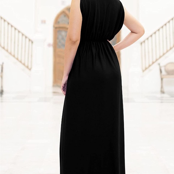 Long black dress - Picture 4 of 4